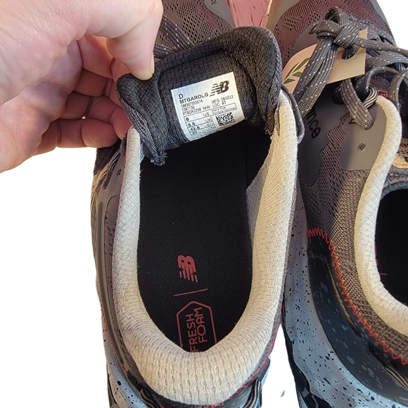New Balance Fresh Foam Garo Trail Running Shoes Mismatched Sizes 9 Left 10 Right - Picture 12 of 14